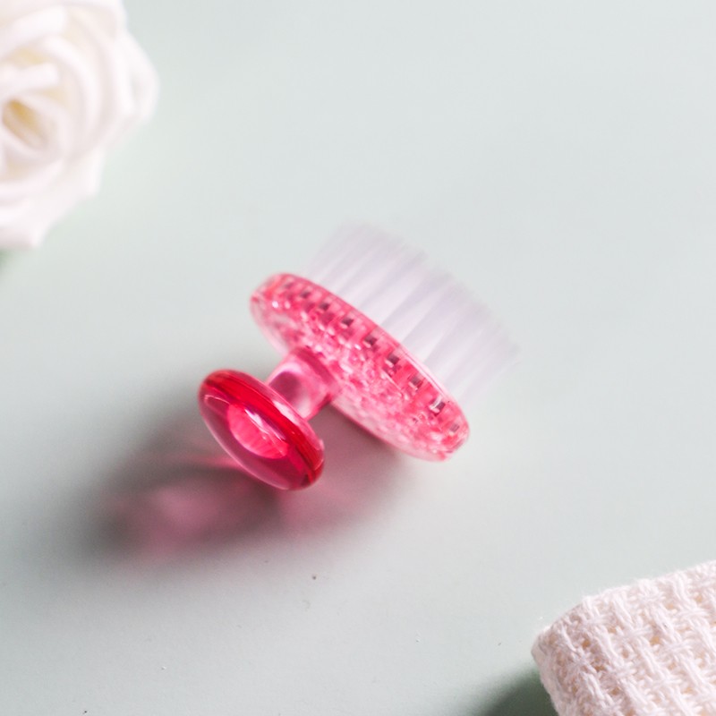 Face Brush Standing